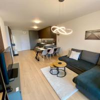 NEW apartment with free garage parking near the airport, hotel poblíž Mezinárodní letiště M. R. Štefánika – Bratislava - BTS, Prievoz