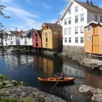 Sogndalstrand Kulturhotell – hotel w mieście Sogndalsstrand