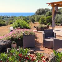 Country villa Sant' El&egrave;ne - Appartamento Olivo, hotel a Orosei