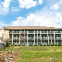 Port of Kimberling Resort & Campground, хотел в Kimberling City
