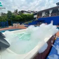 HOTEL VILLA CAMPESTRE AVENTUREROS, hotel em San Gil