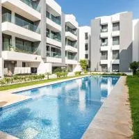 ZS house harhoura vue sur piscine, hotel en Temara