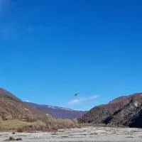 Au bord de la rivière, готель у місті Дінь-ле-Бен