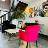 Kyriad Toulouse Sud - Roques: Roques Sur Garonne şehrinde bir otel