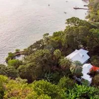 Hotel Fuerte Mayal, ξενοδοχείο σε Puerto Limón