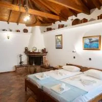 Giannakos Apartments، فندق في Ydroússa