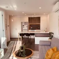 Cozy Retreat Central Box Hill the Place to Stay, hotel sa Box Hill