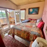 Artsy Cabin on Organic Farm, hotel v destinácii Naalehu