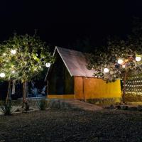 Cabaña Las Luciérnagas, hotel poblíž Letiště Licenciado Miguel de la Madrid - CLQ, El Parián