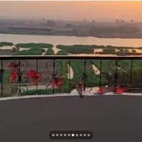 شقة إكسترا لوكس على النيل, hotel di Kaherah