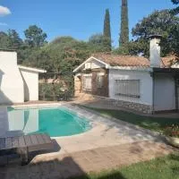 La Casa de los Gisitos, Hotel in Río Ceballos