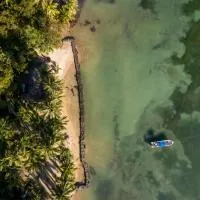 Beachfront House at La Vida Resort, hotell Changuinolas
