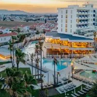 Lordos Beach Hotel & Spa, hotel em Lárnaca