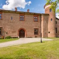 Castello Quattro Torri, hotel en Arignano
