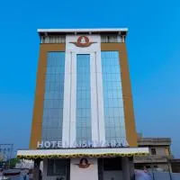 Hotel Aishwarya، فندق في Akalkot