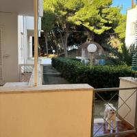 Appartamento ARIADIMARE fronte spiaggia Rivabella Gallipoli, hotel a Rivabella