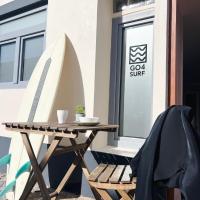 GO4SURF beach Lofts, hotel v mestu Peniche