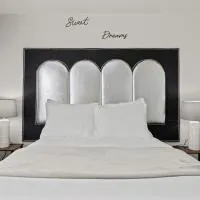 Chic & Cozy Room, Unique Design, Shared Amenities Near CofI and Lake Lowell, hotel a Caldwell