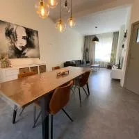 Ruime woning nabij Antwerpen en haven, hotel v destinaci Brasschaat