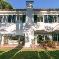 Villa Canadell con Parking Piscina y Barbacoa, Hotel in Calella de Palafrugell