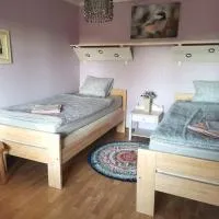 Humlehjarta Zwei Betten Zimmer, hotelli Ylikainuussa