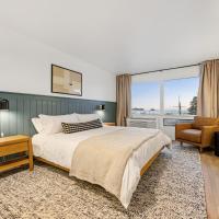 Harbor Views 3 - Walkable in the Heart of Auke Bay, hotel near Excursion Inlet Seaplane Base - EXI, Mendenhaven