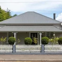 Arendon Cottage、Evandaleにあるローンセストン空港 - LSTの周辺ホテル