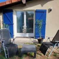 Agréable chambre d' hôte avec accès piscine, отель в городе Septfonds