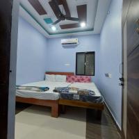 Karthik family guest house, hotel poblíž Jindal Vijaynagar Airport - VDY, Hampi