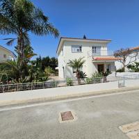 FAMILY HOME &ndash; hotel w mieście Protaras