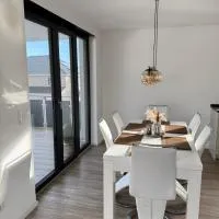 Penthousewohnung zum Wohlfühlen: Weyhausen şehrinde bir otel