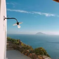L'Olivuzza, hotel din Alicudi