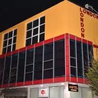London Restaurant Hotel, hotel v destinácii Kukës