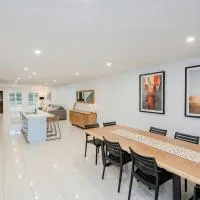 Central Modern Spacous Townhouse 290B、TemoraにあるTemora Airport - TEMの周辺ホテル