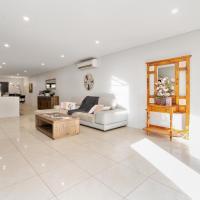 Stay Temora - Central Townhouse 290A, hotel near Temora Airport - TEM, Temora