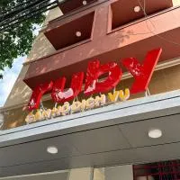 Ruby Căn hộ Dịch vụ Khách sạn、Ga Phú Vănのホテル
