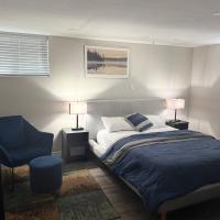 Joshy's guest suite, hotel near John C. Munro Hamilton International Airport - YHM, Hamilton