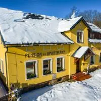 Apartmány U Šťastných, hotell i Černý Dŭl