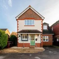 Chichester retreat house with free parking, hotell sihtkohas Chichester