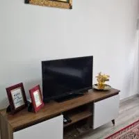 Fush Kosov Apartment Center: Kosovo Polje şehrinde bir otel