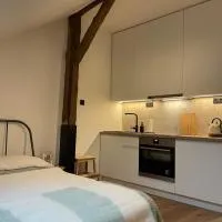 Útulný byt v Židovské čtvrti, hotelli kohteessa Třebíč