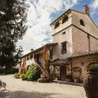 Pieve Del Castello, хотел в Дерута