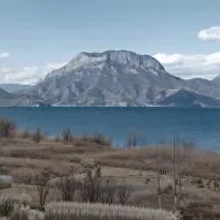 Poetlake hotel-LuguLake Lijiang, hotel v destinaci Zuosuo