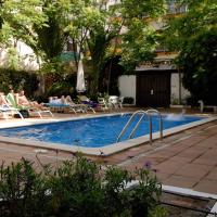 Gale&oacute;n, hotel in Sitges