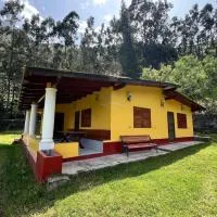 Swiss Chalet en Canta, khách sạn ở San Miguel
