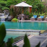 Adi Dharma Hotel Legian، فندق في Legian City-Centre، ليغِيان