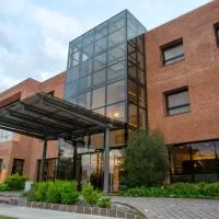 Neper Hotel, hotel din Cordoba