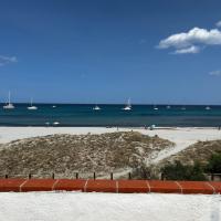 Appartamento in spiaggia, Hotel in La Caletta