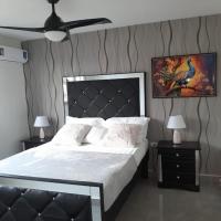 Deluxe One Bedroom Apartment in Kingston, Hotel in der Nähe vom Flughafen Norman Manley International - KIN, Kingston