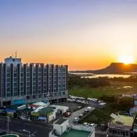 Sungsan Marina Hotel, hotel in Seogwipo